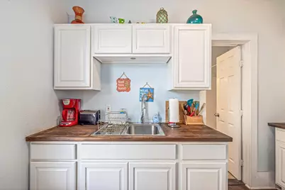 1904 Avenue N, Galveston, TX 77550 - Photo 6