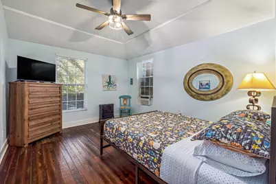 1904 Avenue N, Galveston, TX 77550 - Photo 20