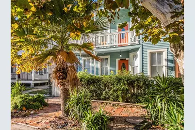 1904 Avenue N, Galveston, TX 77550 - Photo 2