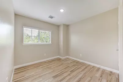 1714 Claremont Garden Circle, Houston, TX 77047 - Photo 18