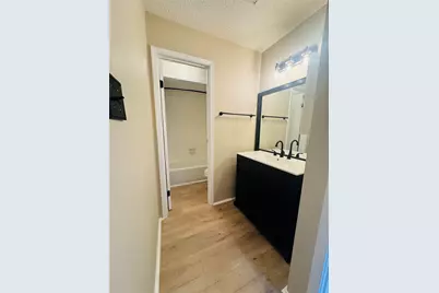 3900 Aspen Drive #B201, Montgomery, TX 77356 - Photo 12