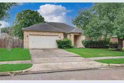 7107 Trimstone Drive, Pasadena, TX 77505 - Photo 2