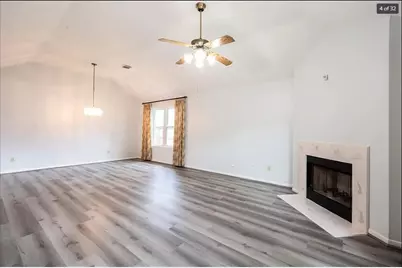 4317 Plover Drive, Seabrook, TX 77586 - Photo 4