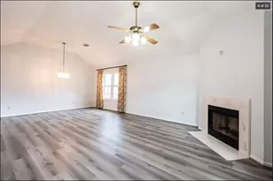 4317 Plover Dr, Seabrook, TX 77586 - Photo 4