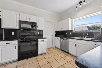 6203 Cotton Field Lane, Katy, TX 77449 - Photo 10