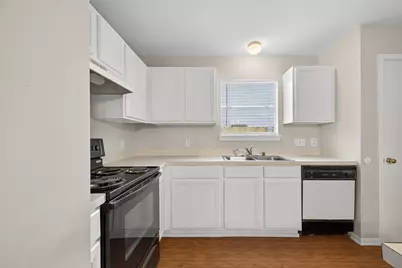 16022 Old River Road, Channelview, TX 77530 - Photo 10