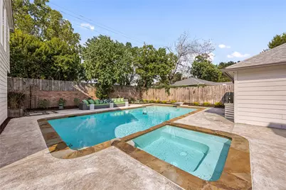 14426 Chadbourne Drive, Houston, TX 77079 - Photo 38