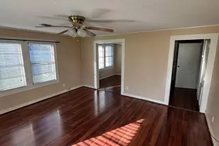 329 Lazy Ln, Wharton, TX 77488 - Photo 4