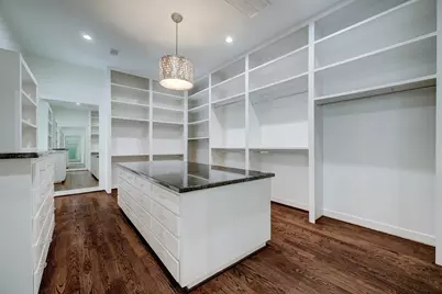 2027 Branard Street, Houston, TX 77098 - Photo 22