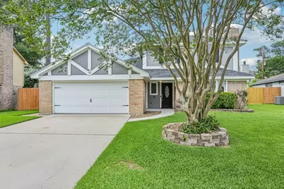 8 Arlington Street, Conroe, TX 77301 - Photo 1