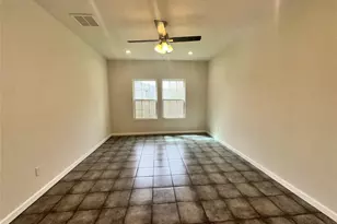 304 Armstrong St, Houston, TX 77029 - Photo 12