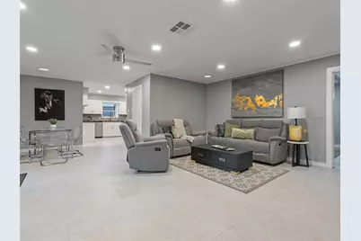 4119 Mischire Drive, Houston, TX 77025 - Photo 22