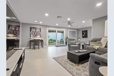 4119 Mischire Drive, Houston, TX 77025 - Photo 20