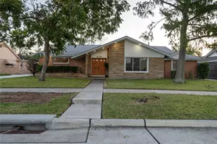 4119 Mischire Dr, Houston, TX 77025 - Photo 30