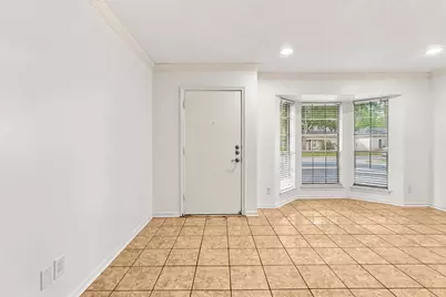 10652 Hazelhurst Drive #29, Houston, TX 77043 - Photo 2