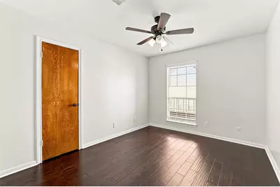 10652 Hazelhurst Drive #29, Houston, TX 77043 - Photo 16