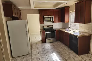 14219 Berrington Dr, Houston, TX 77083 - Photo 2