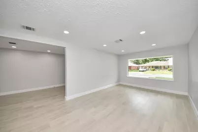 4501 Verdome Lane, Houston, TX 77092 - Photo 32