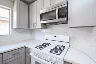 3715 Golders Green Dr, Houston, TX 77082 - Photo 10