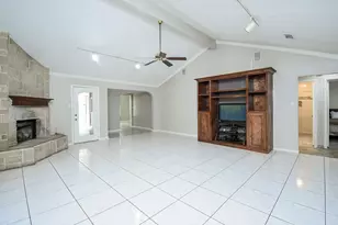 3715 Golders Green Dr, Houston, TX 77082 - Photo 6