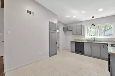 21 Gambrel Oak Place, The Woodlands, TX 77380 - Photo 12