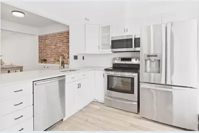 811 Lovett Boulevard #21, Houston, TX 77006 - Photo 12