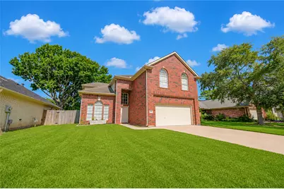 12918 Stratford Heights Drive, Sugar Land, TX 77498 - Photo 2