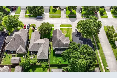 12918 Stratford Heights Drive, Sugar Land, TX 77498 - Photo 36
