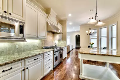 3919 Swarthmore, West University Place, TX 77005 - Photo 4
