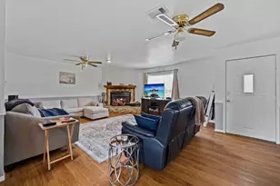 400 Dora St, Cleveland, TX 77328 - Photo 12