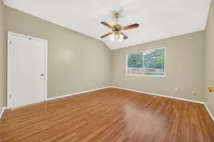 8607 Greenleaf Lake Dr, Houston, TX 77095 - Photo 22