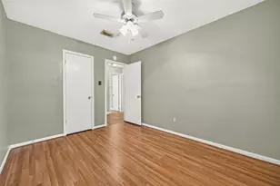 8607 Greenleaf Lake Dr, Houston, TX 77095 - Photo 20