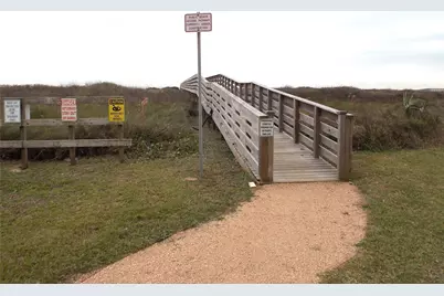 25102 Intrepid Lane, Galveston, TX 77554 - Photo 6