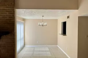 13511 Quetzal Ln, Houston, TX 77083 - Photo 6