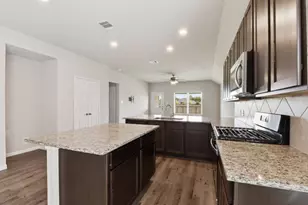 5407 James Michael Dr, Rosharon, TX 77583 - Photo 14