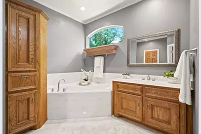 15217 Paradise Point Drive, Willis, TX 77318 - Photo 22