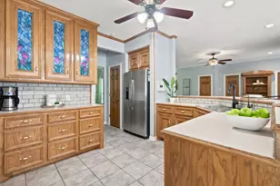 15217 Paradise Point Dr, Willis, TX 77318 - Photo 16