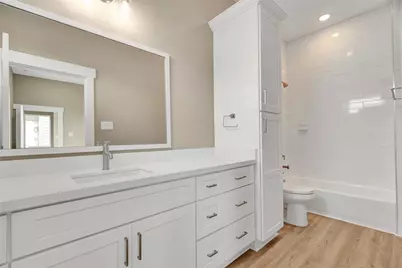 28 Cmdr Runco Lane, Taylor Lake Village, TX 77586 - Photo 18