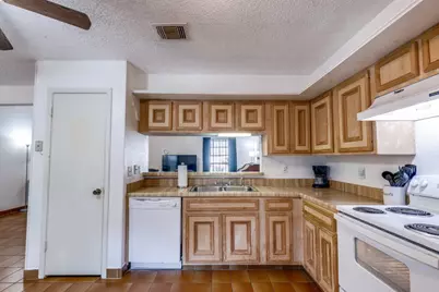 6910 Foxwick Lane, Humble, TX 77338 - Photo 12