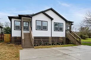 5107 Groveton St, Houston, TX 77033 - Photo 2