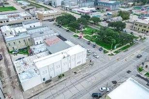 101 E Monseratte St, El Campo, TX 77437 - Photo 34