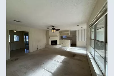 2830 Shadowdale Drive, Houston, TX 77043 - Photo 8