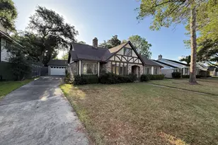 2830 Shadowdale Dr, Houston, TX 77043 - Photo 2