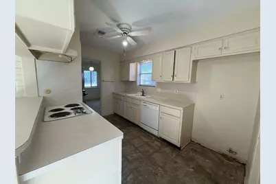 2830 Shadowdale Drive, Houston, TX 77043 - Photo 10