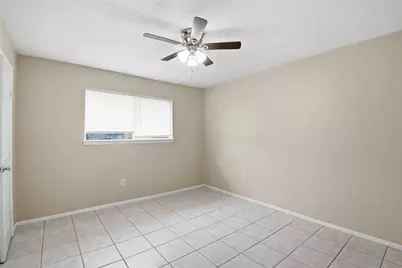 6122 S Greenpark Drive, Houston, TX 77072 - Photo 12