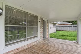 6122 S Greenpark Dr, Houston, TX 77072 - Photo 18
