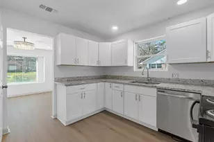 740 River Plantation Dr, Conroe, TX 77302 - Photo 10