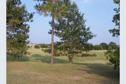 211 Sunnyvale E, Montgomery, TX 77356 - Photo 2
