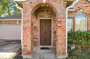 4210 Larkspur St, Houston, TX 77051 - Photo 4