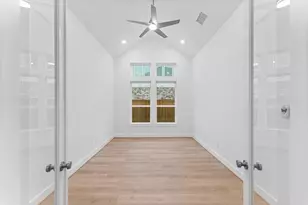 26915 Longwood Ledge Dr, Spring, TX 77389 - Photo 12